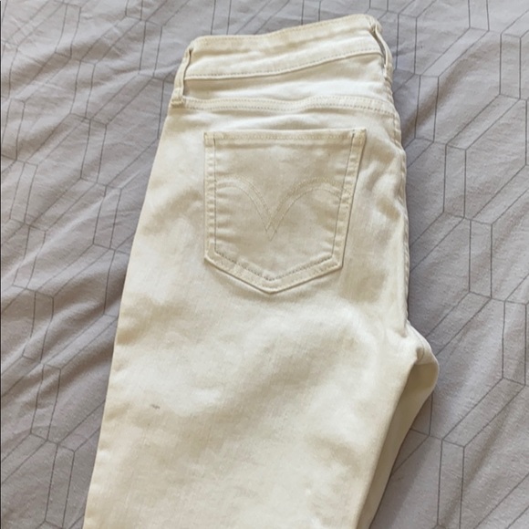 Levi’s white skinny jeans - stretchy! - Picture 2 of 5